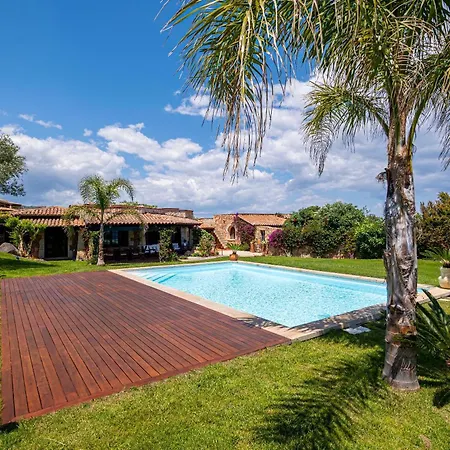 Villa Silenis Puntaldia
