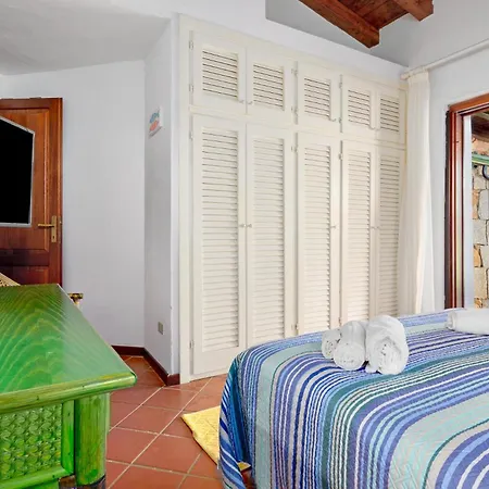Villa Silenis Puntaldia