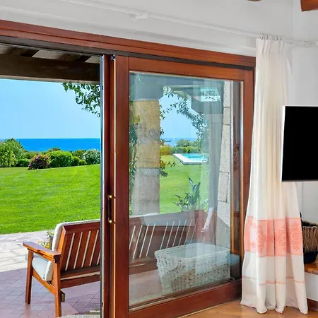 Villa Silenis *