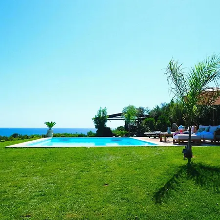 Silenis Villa *