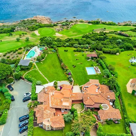 Villa Silenis