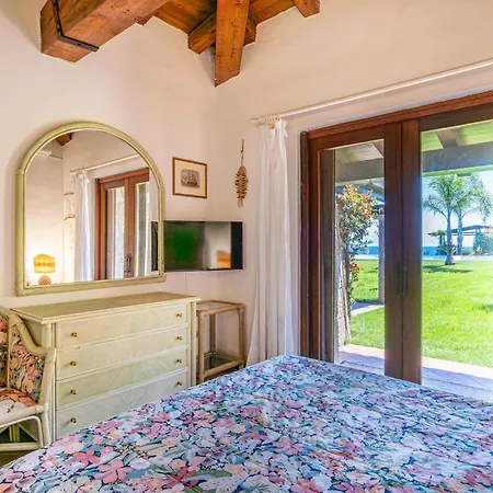 Villa Silenis Puntaldia