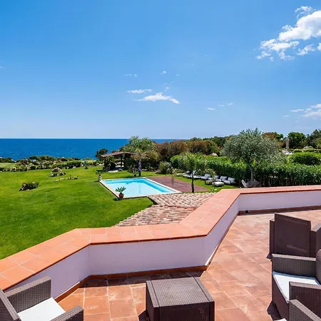 Silenis Villa *