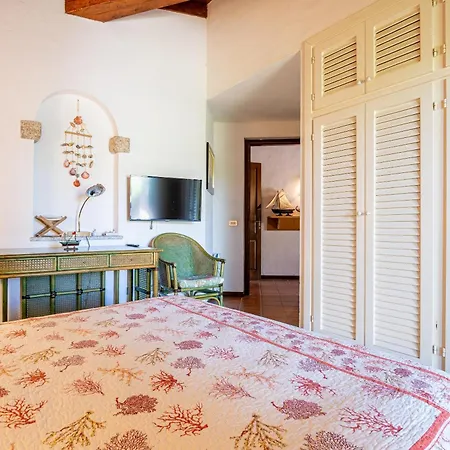 Silenis Villa *